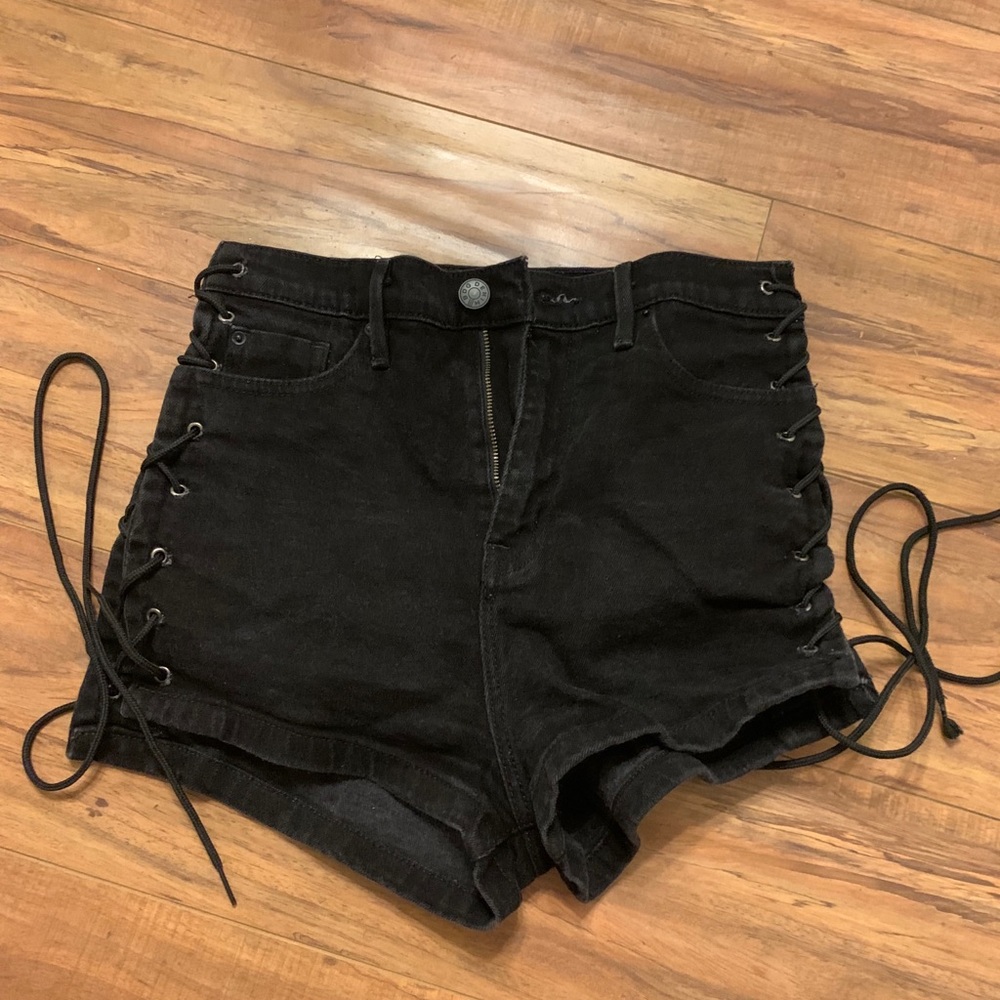 Short shorts